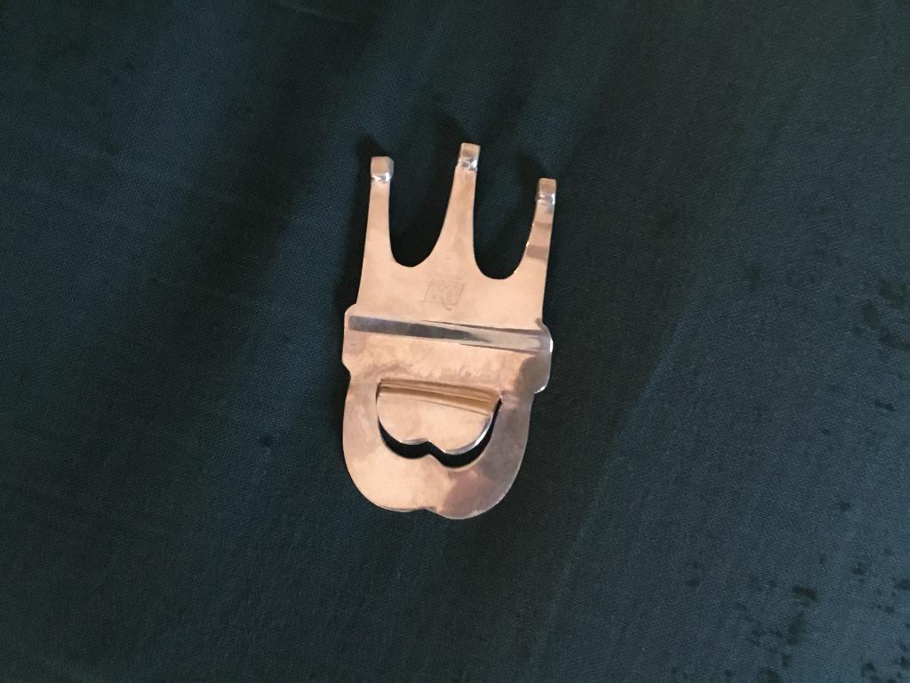 metalen flesopener, Overige typen, Ophalen of Verzenden, Metaal, Overige merken
