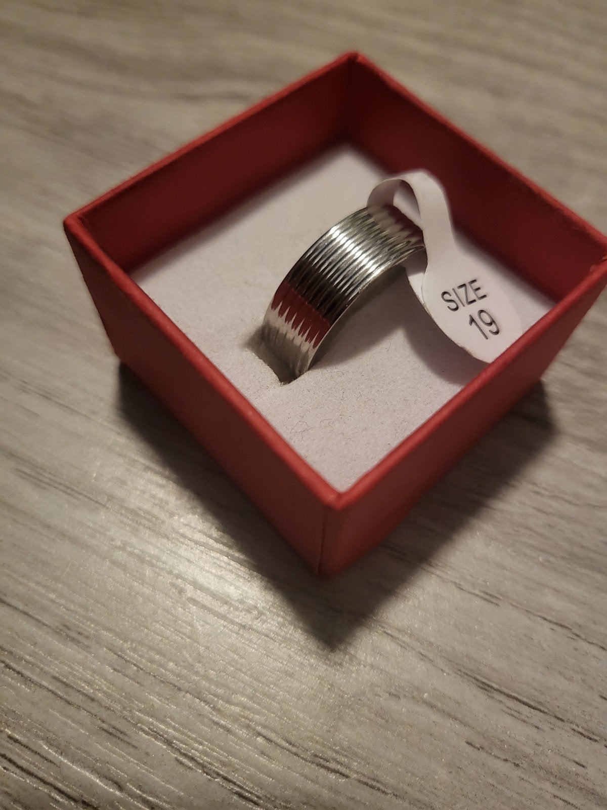 Nieuwe zilverkleurige ring, maat 19, IJzer of Staal, 19 tot 20, Nieuw, Ophalen of Verzenden