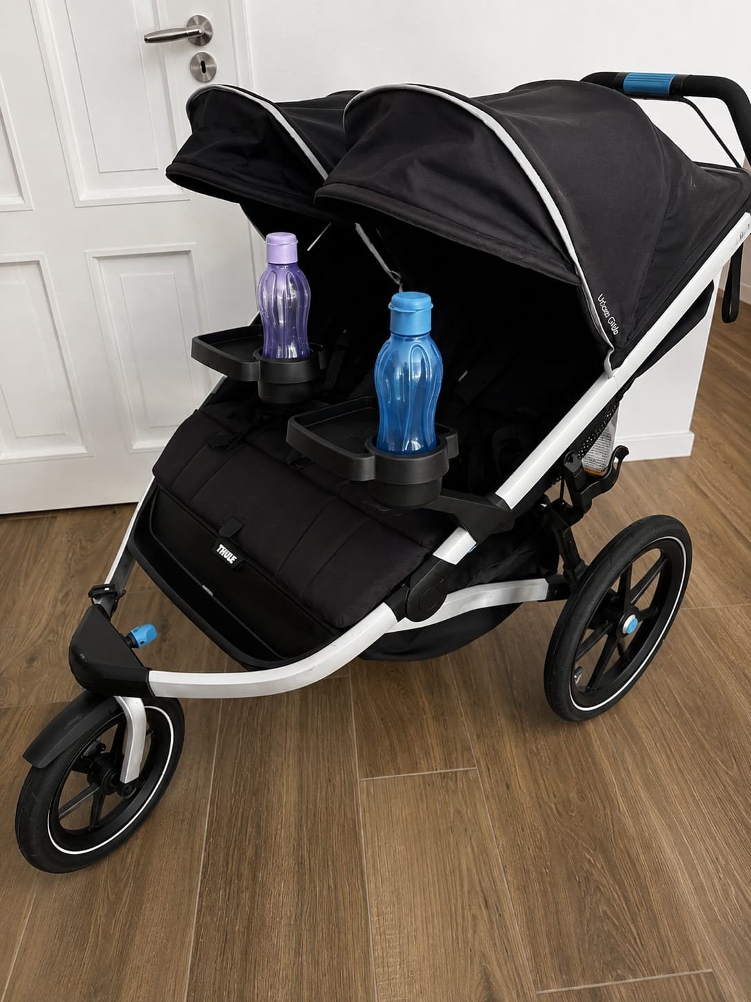 Prachtige Thule urban glide duowagen incl 2 bekerhouders, Kinderen en Baby's, Kinderwagens en Combinaties, Duowagen, Zo goed als nieuw