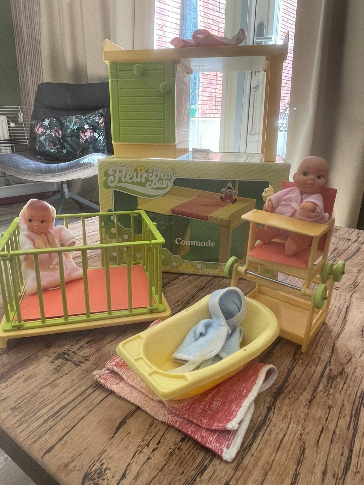 Overcompleet babykamer set heel veel extra’s Fleur jaren 70, Ophalen of Verzenden, Zo goed als nieuw