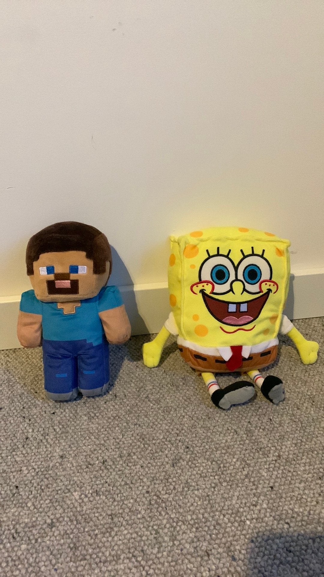 Minecraft Steve knuffel en SpongeBob knuffel, Ophalen of Verzenden, Zo goed als nieuw, Overige typen