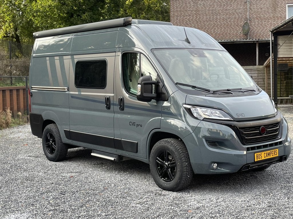 Carado CVE 540 Trekhaak- Zonnepaneel- Off-Grid Veel Extra's, Buscamper of Camperbus, Ringverwarming, Fiat, 5 tot 6 meter