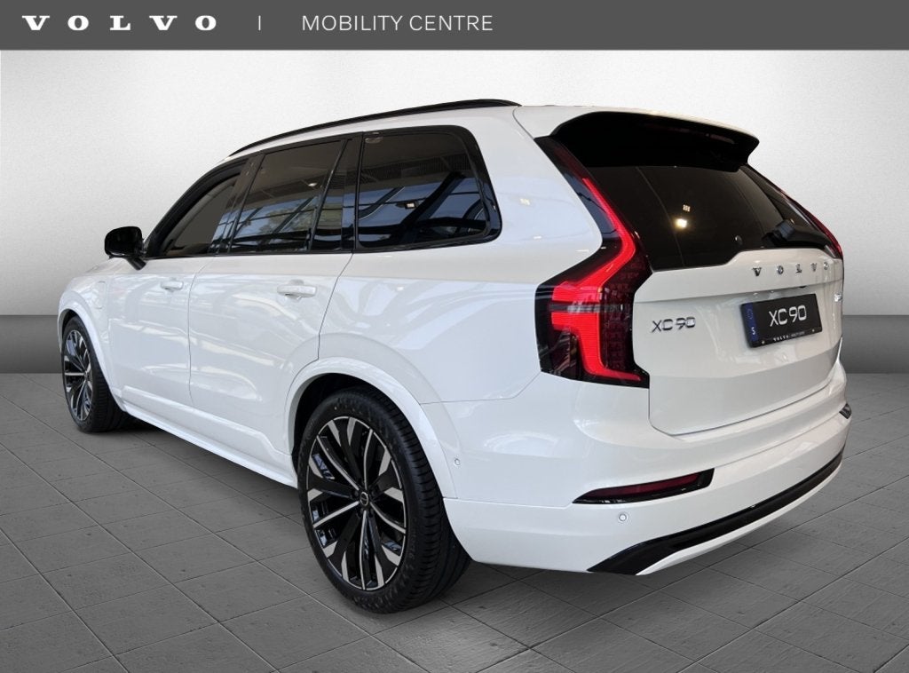 Volvo XC90 T8 AWD Ultra Dark | TE BESTELLEN! (bj 2025), Auto's, Dealer onderhouden, 4 cilinders, 7 stoelen, Wit