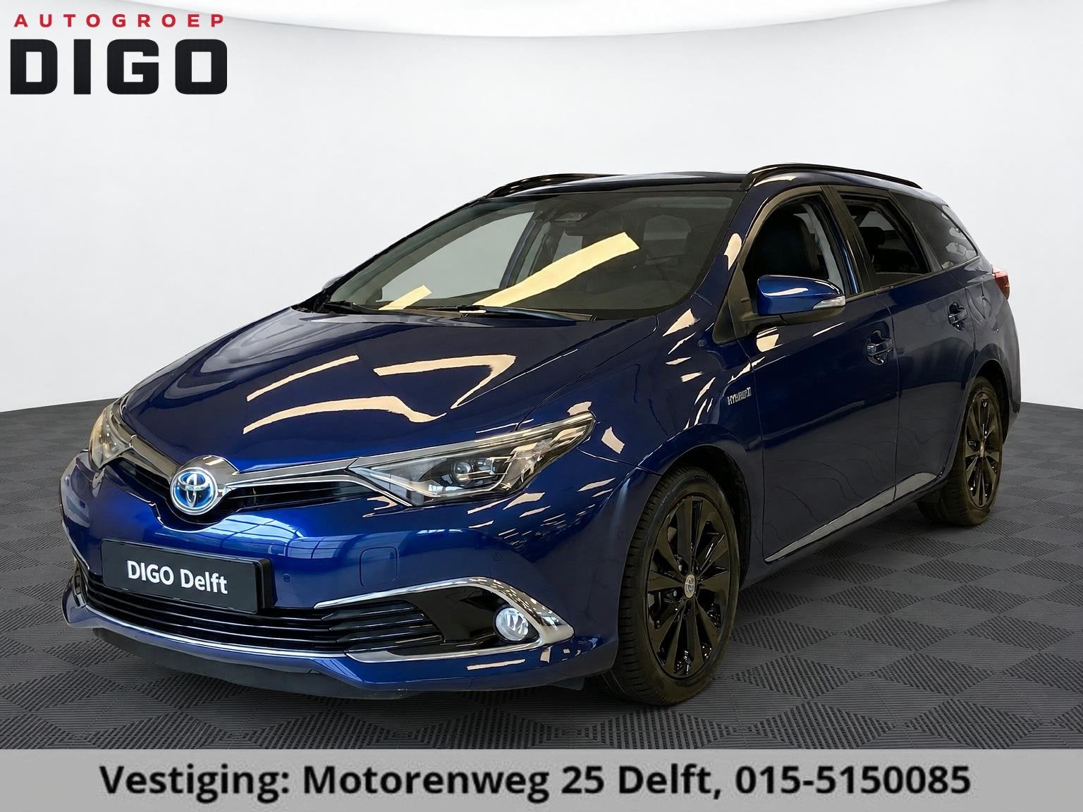 Toyota AURIS 1.8 HYBRID EXECUTIVE AUTOMAAT . PANORAMA DAK ., Auto's, Gebruikt, Euro 6, Blauw, Hybride Elektrisch/Benzine
