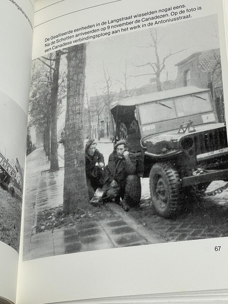 Strijd tussen Maas en Duinen WO II  (Langstraat N-Br.), Ophalen of Verzenden, Landmacht, Nederland, Boek of Tijdschrift