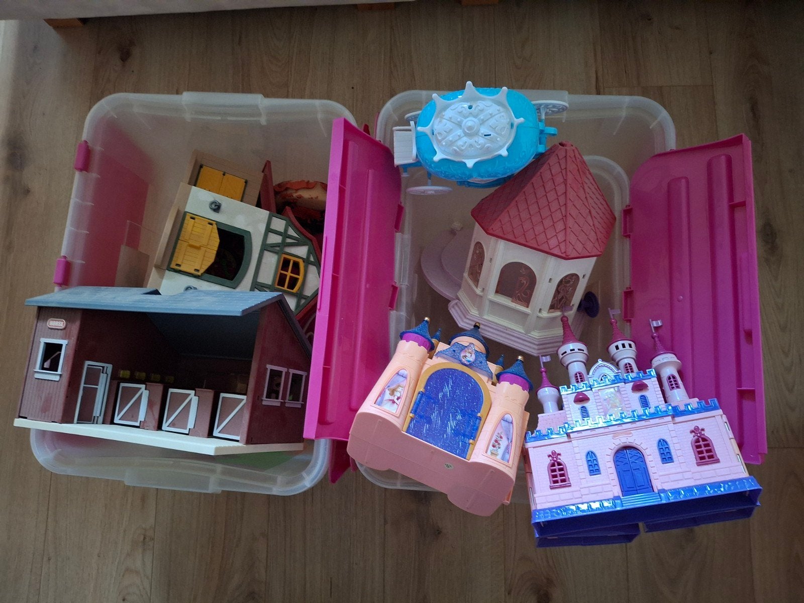 Grote partij speelgoed: Playmobil, paarden, poppenhuis, Kinderen en Baby's, Ophalen, Gebruikt, Jongen of Meisje