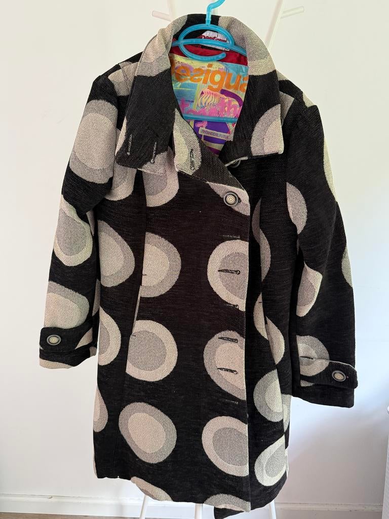 Desigual Jas met stippenpatroon - Maat M 38, Kleding | Dames, Jassen | Winter, Zo goed als nieuw, Maat 38/40 (M), Zwart, Ophalen