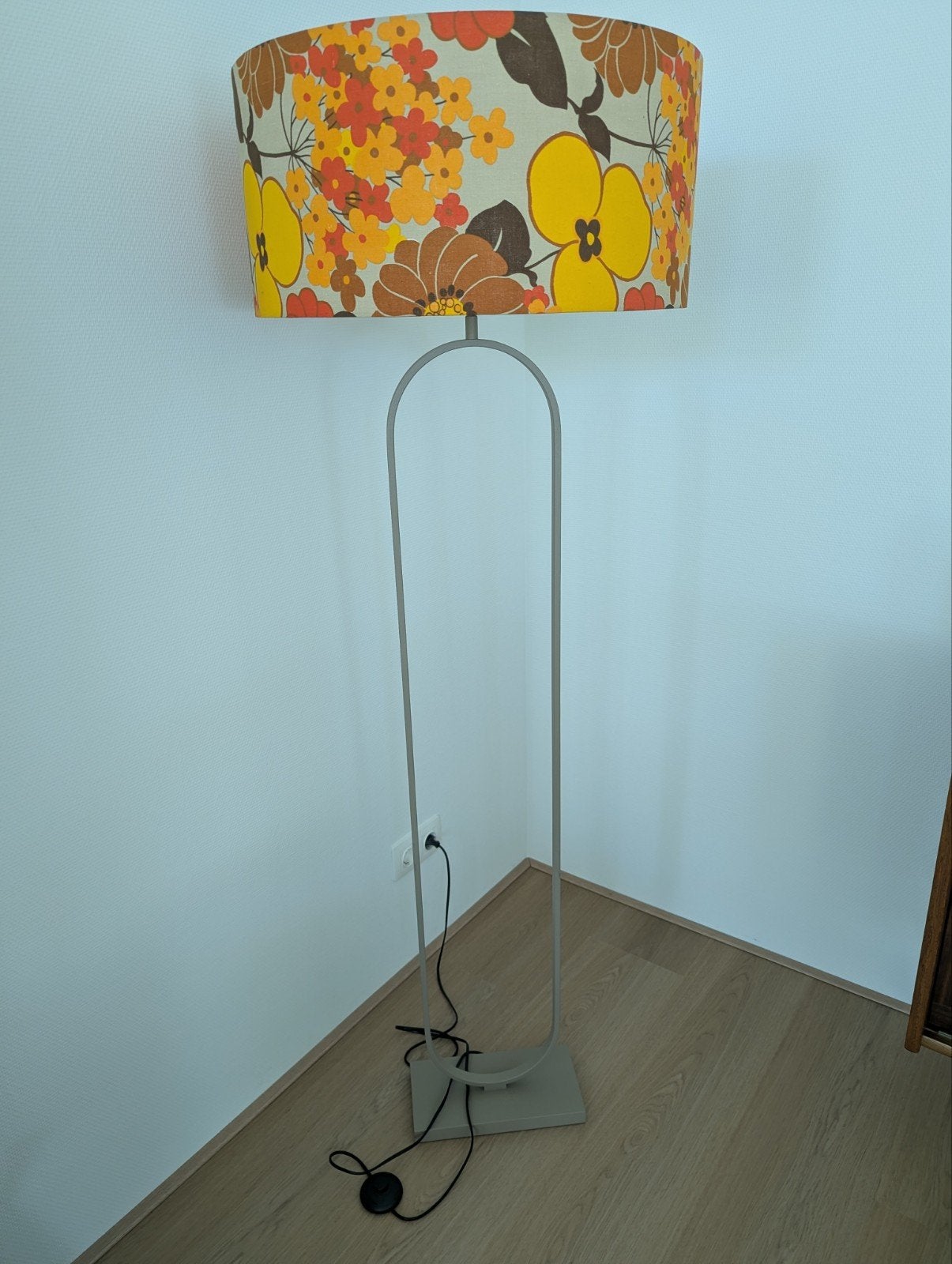 Mooie schemerlamp met retro kap, Ophalen, Minder dan 100 cm