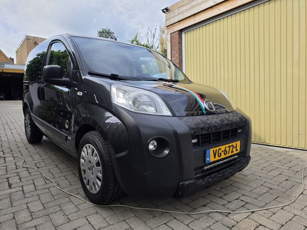 Fiat Fiorino 1.3 D 70KW 2013, Voorwielaandrijving, Euro 5, Stof, Zwart