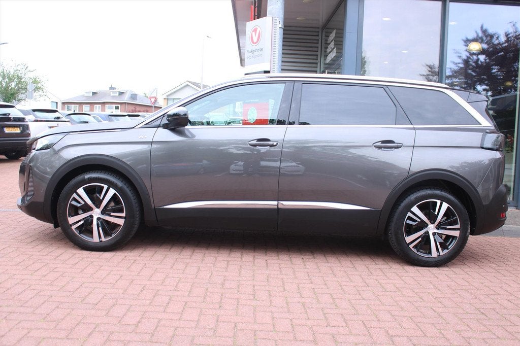 PEUGEOT 5008 1.2 PureTech Aut.*GT* | 7p | Carplay | Camera |, Gebruikt, 1199 cc, Bedrijf, 600 kg
