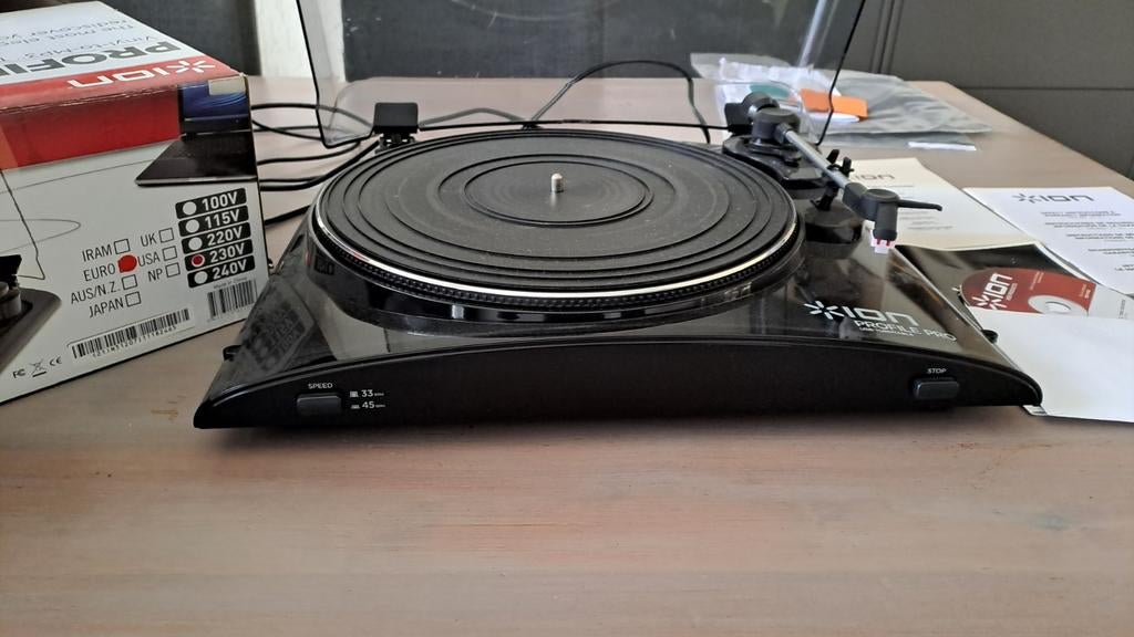ION Profile Pro LP naar MP3 USB Platenspeler, Zo goed als nieuw, USB-aansluiting, Platenspeler, Ophalen