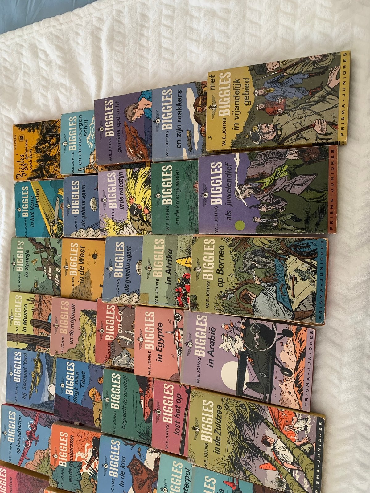 50 Prisma-pockets Biggles van W.E. Johns, Boeken, Ophalen, Gelezen