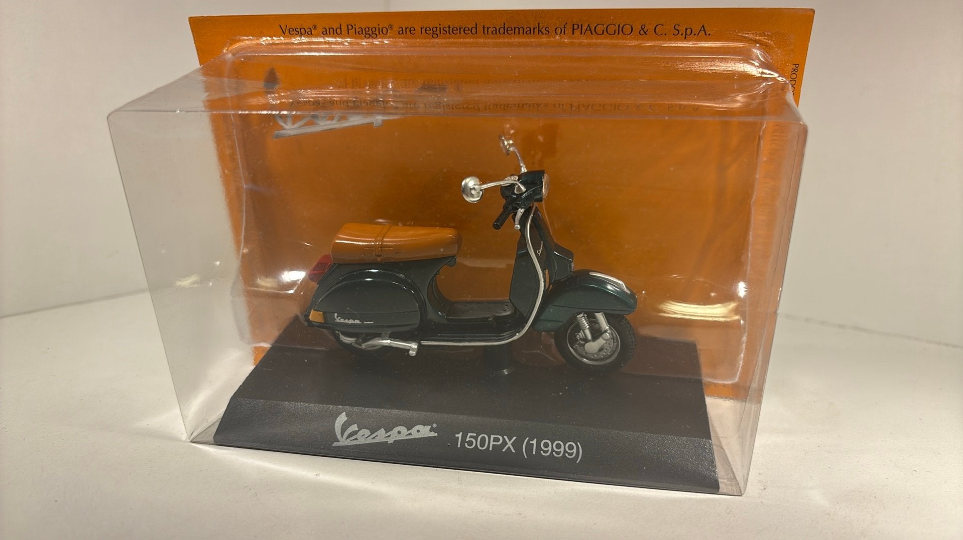 Vespa 150 px 1999 die cast 1.18, Overige merken, Ophalen of Verzenden, A, A