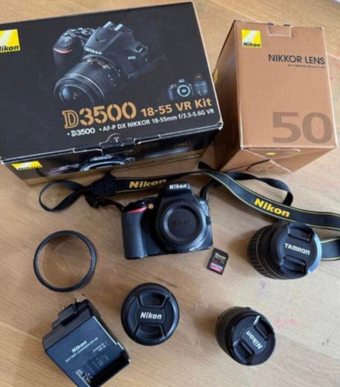Nikon D3500 spiegelreflexcamera incl. verschillende lenzen, Ophalen, Zo goed als nieuw, Nikon, Geen optische zoom