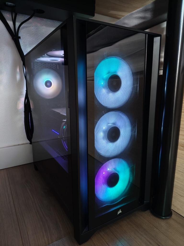 Corsair gaming PC (MOET SNEL WEG), Ophalen, Zelf gebouwde pc, Zo goed als nieuw, SSD