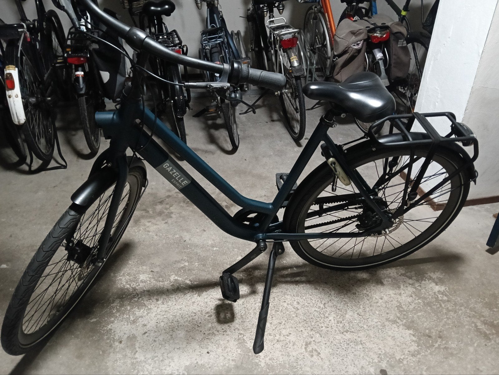 Gazelle Esprit T7 fiets - Zo goed als nieuw met V-riem, Fietsen en Brommers, Fietsen | Dames | Damesfietsen, Ophalen, 53 tot 56 cm