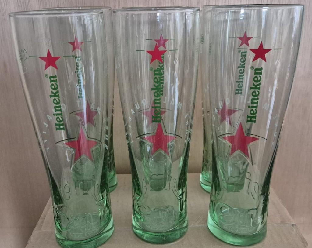 HEINEKEN COLLECTERS ITEM 50cl. zes stuks € 12,50, Ophalen, Nieuw, Heineken