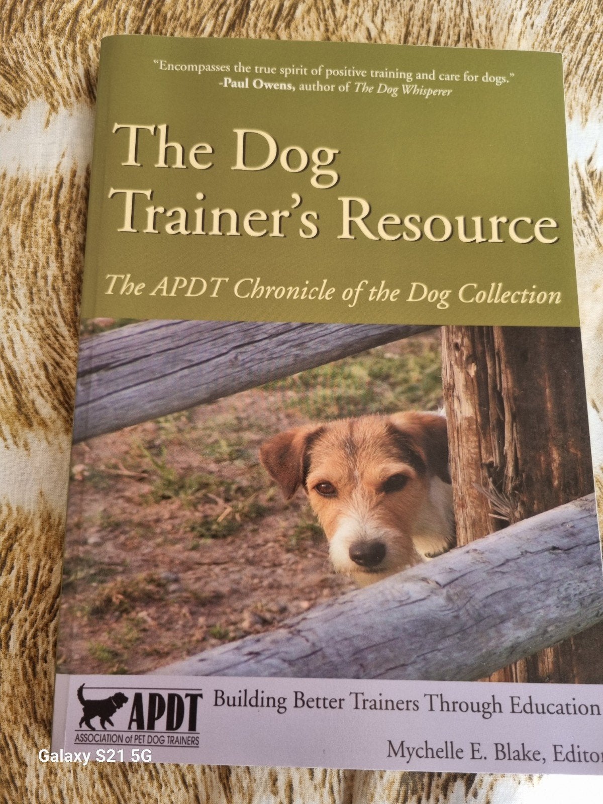 The Dog Trainer's Resource, Ophalen of Verzenden, Zo goed als nieuw, Honden, Mychelle E. Blake (Editor)