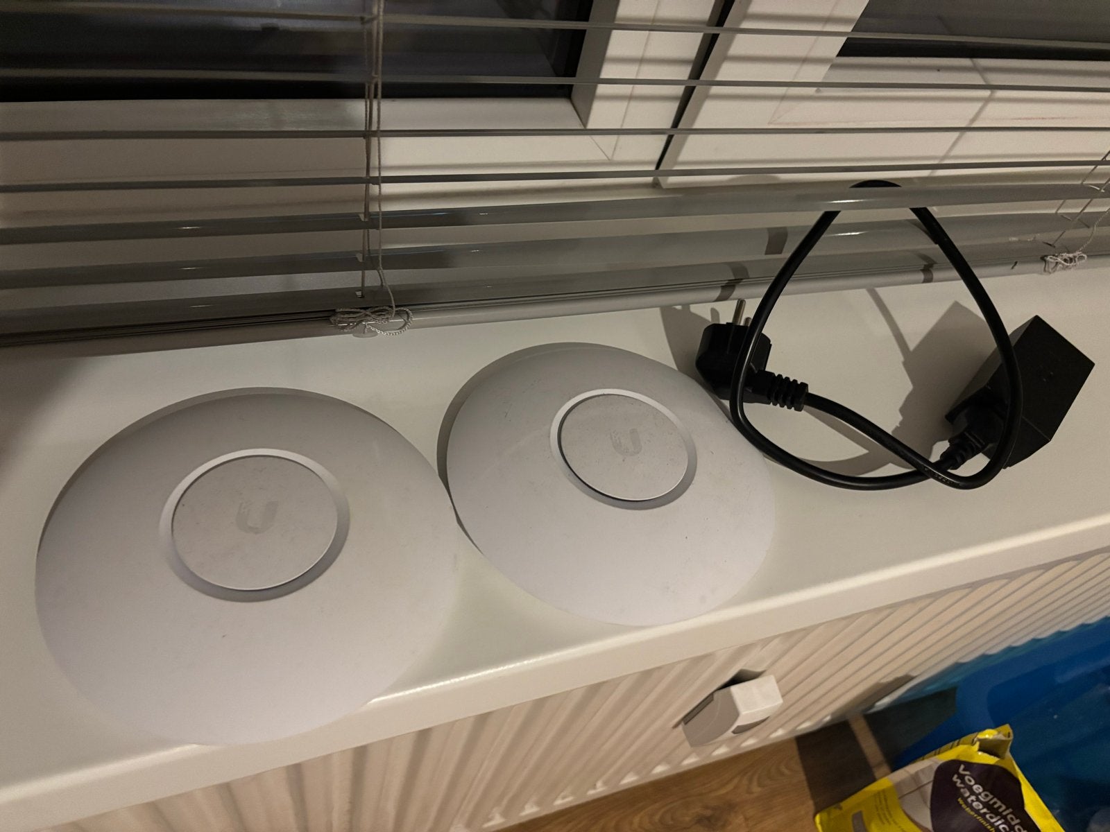 2x Ubiquiti UniFi AP AC Lite met PoE-injectoren, Computers en Software, Ophalen of Verzenden, Gebruikt, Router