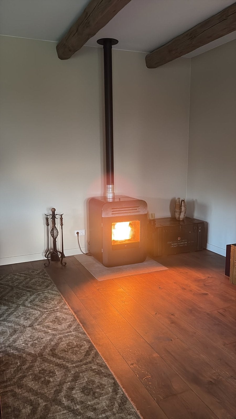 Mcz Thema pelletkachel - Efficiënte warmte, Huis en Inrichting, Ophalen, Gebruikt, Overige brandstoffen, Pelletkachel