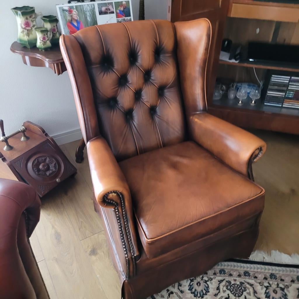 Mooie Chesterfield look lederen fauteuil, Huis en Inrichting, Fauteuils, Ophalen of Verzenden, 75 tot 100 cm, 75 tot 100 cm