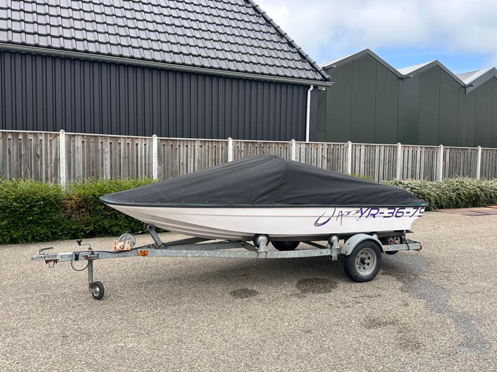 Jetboot zeer wendbaar Bayliner compleet met trailer, Watersport en Boten, Consoleboot, Gebruikt, Binnenboordmotor, Ophalen of Verzenden