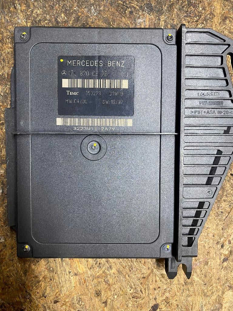 Mercedes SLK cabrio-dak computer, Verzenden