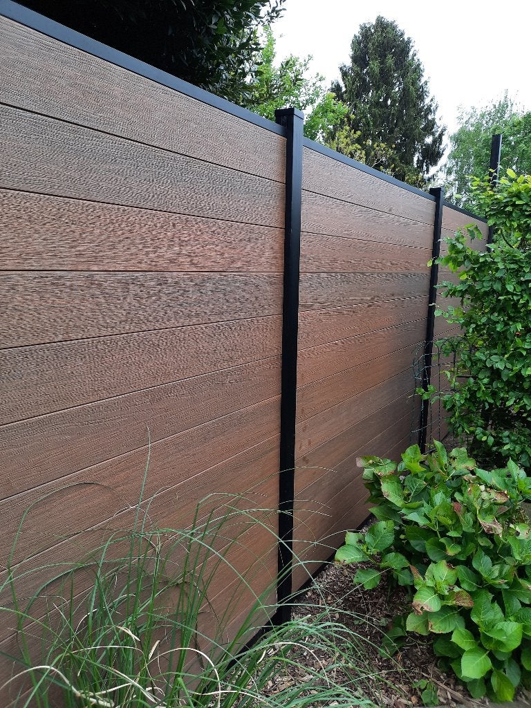 TWEEDE KANS - Composiet schutting Teak - Ruim 13 meter, Tuin en Terras, Schuttingen, Kunststof, 6 meter of meer, Vlotbrugweg 19