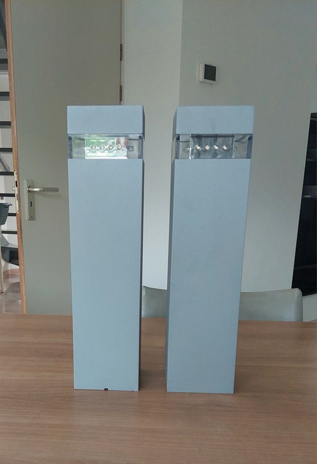 Twee nieuwe Massive design buitenlampen, Ophalen of Verzenden, Nieuw