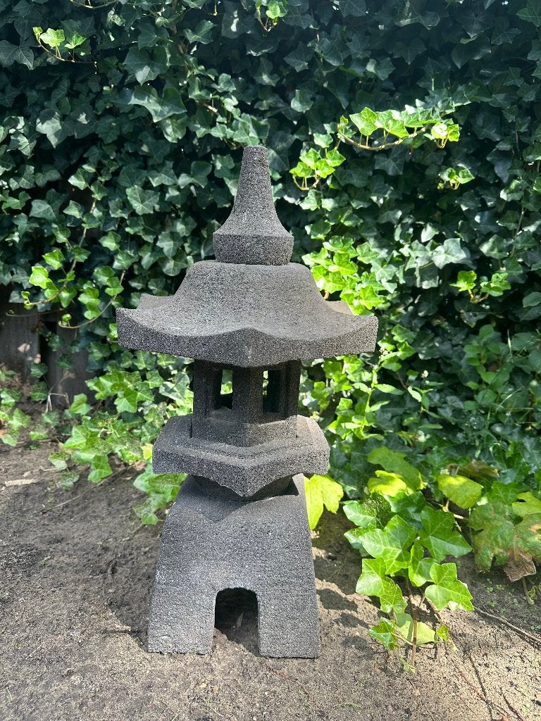 Japanse pagode tuinlantaarn - 62 cm hoog, Ophalen, Gebruikt, Steen, Overige typen