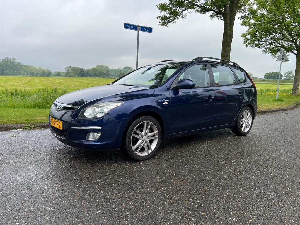 Hyundai i30 1.6 I Cvvt Crosswagon 2010 Blauw,trekha afn,airc, Auto's, Voorwielaandrijving, 4 cilinders, Blauw, Handgeschakeld