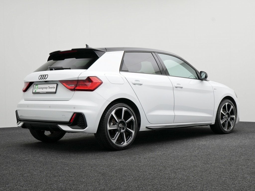 Audi A1 Sportback 30 TFSI Adrenaline S Line | Private lease, Auto's, Audi, Stof, 116 pk, Wit, Bedrijf