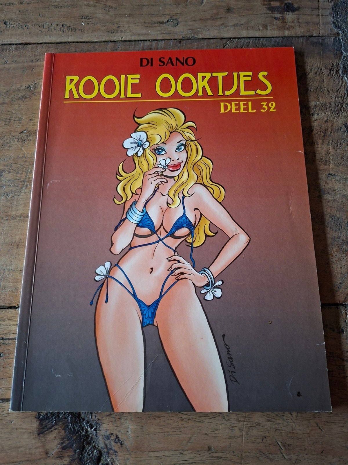 Rooie Oortjes Deel 32 - Di Sano, Boeken, Eén stripboek, Ophalen, Zo goed als nieuw