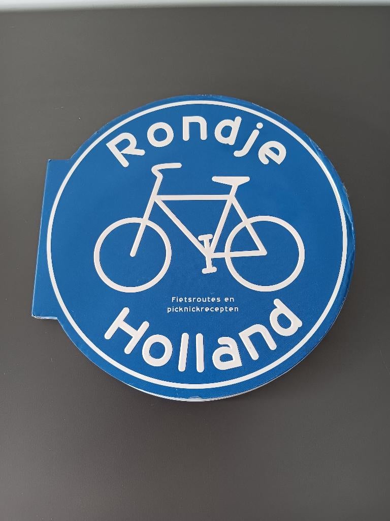 Rond fietsboek Nederland fietsroutes en picknickrecepten, Fiets- of Wandelgids, Ophalen of Verzenden, Benelux, Gelezen