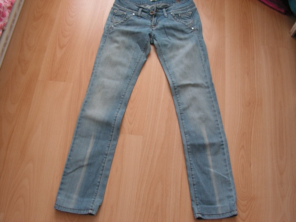 jeans fornarina, Ophalen of Verzenden, Zo goed als nieuw, Blauw, W27 (confectie 34) of kleiner