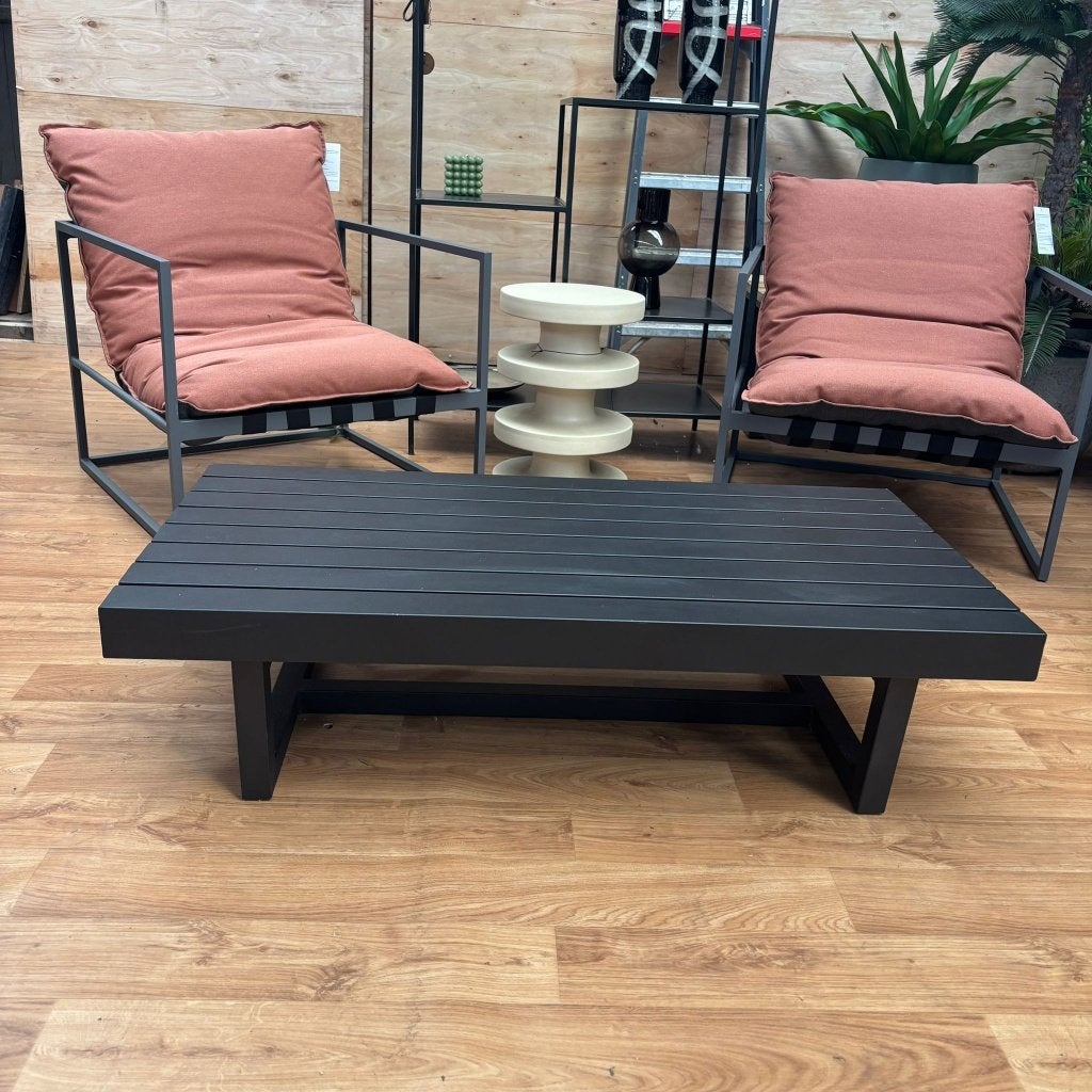 Loungeset Coral | Showroommodel, Tuin en Terras, Tuinsets en Loungesets, Gebruikt, Bijzettafel, Aluminium, Tuinset