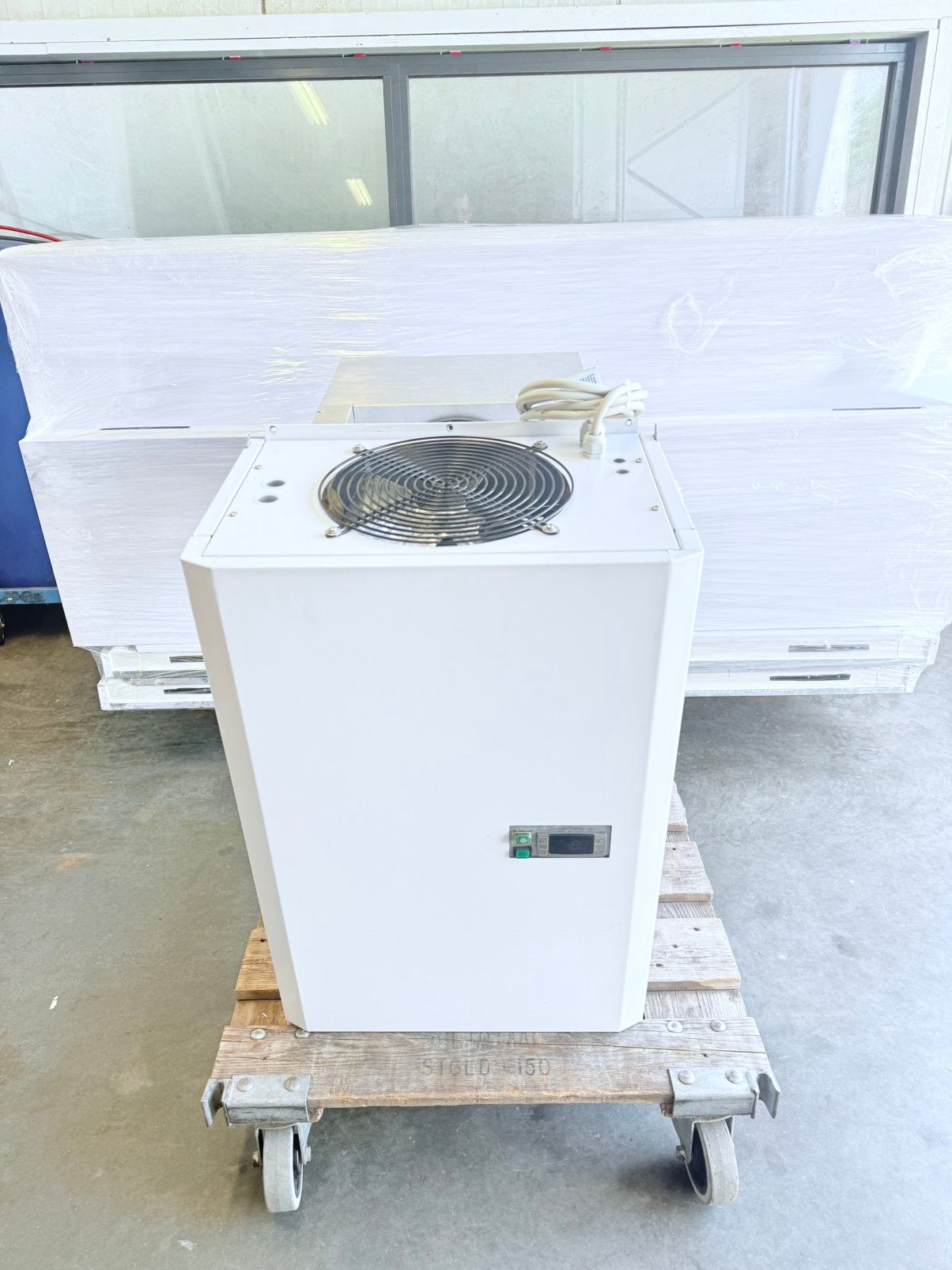 Stekkerklare Vriesmotor. Vriescel, Ophalen, Gebruikt, 90 cm of meer, 160 cm of meer