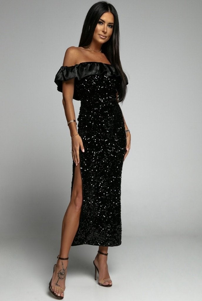 Zwarte Off-Shoulder Galajurk met Pailletten en Split, Kleding | Dames, Maat 38/40 (M), Zwart, Nieuw, Ophalen of Verzenden