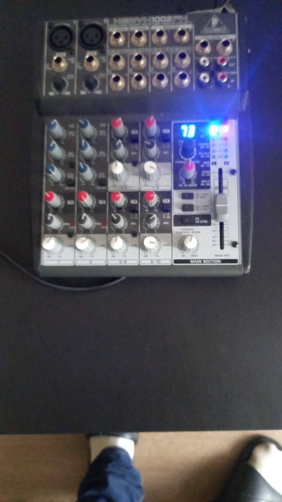 Behringer Xenyx 1002 mixer - Compacte 10-kanaals mixer, Ophalen of Verzenden, Gebruikt, 5 tot 10 kanalen, Microfooningang
