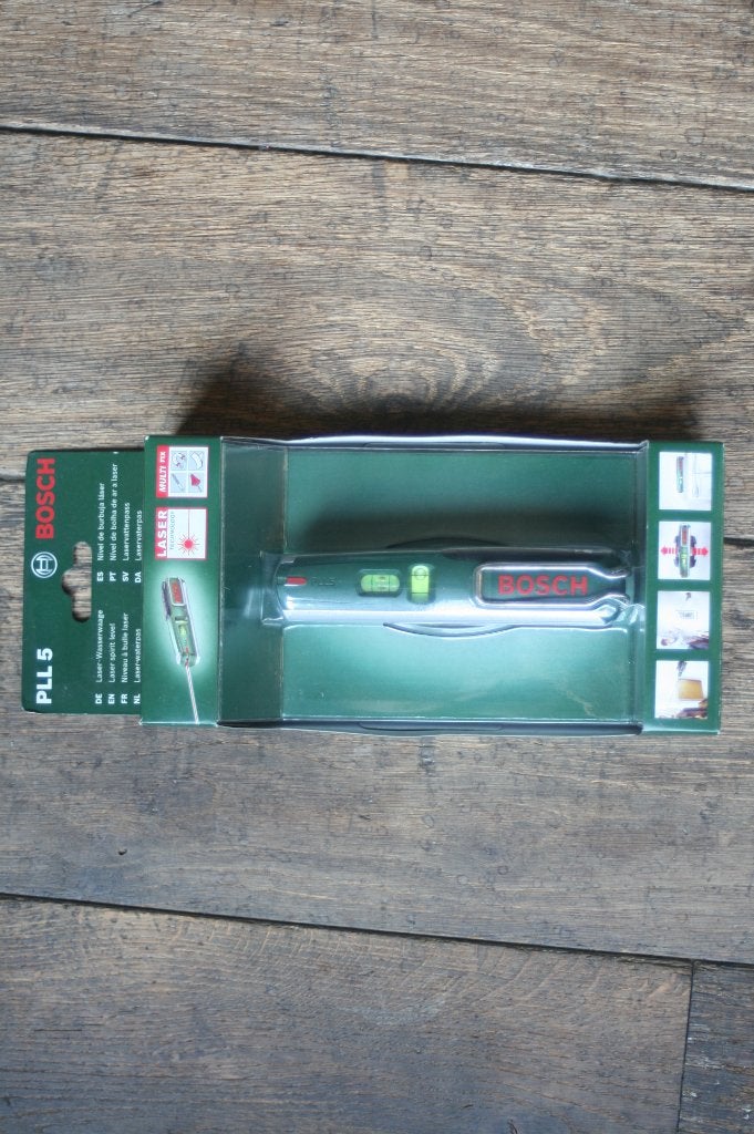 Nieuwe BOSCH PLL5 waterlaserpas (nooit gebruikt), Doe-het-zelf en Verbouw, Ophalen, Nieuw, Afstand