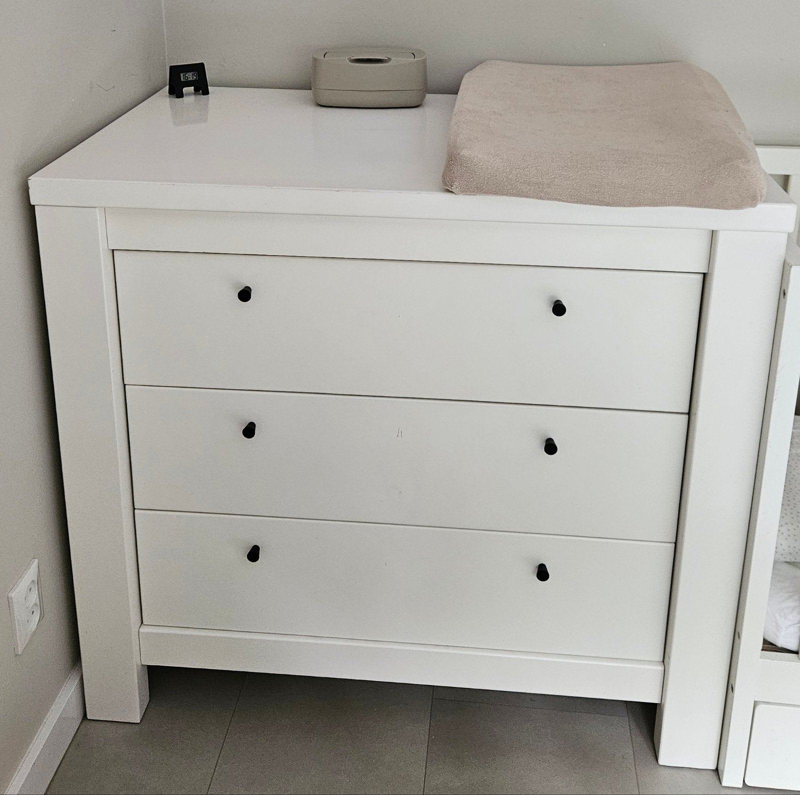 Bopita - witte commode met 3 lades, Ophalen, 50 tot 70 cm, Zo goed als nieuw, 75 tot 100 cm