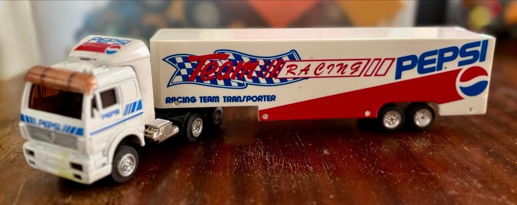Vintage Pepsi Team Racing Transporter Speelgoed Vrachtwagen, Hobby en Vrije tijd, Modelauto's | Overige schalen, Gebruikt, Bus of Vrachtwagen