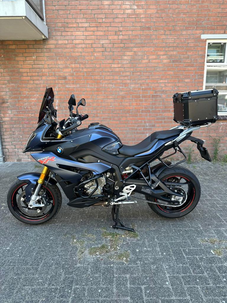 BMW S1000XR 2018. 15k km. Dealer onderhouden!!, Motoren, 4 cilinders, Handvatverwarming, Particulier, Toermotor