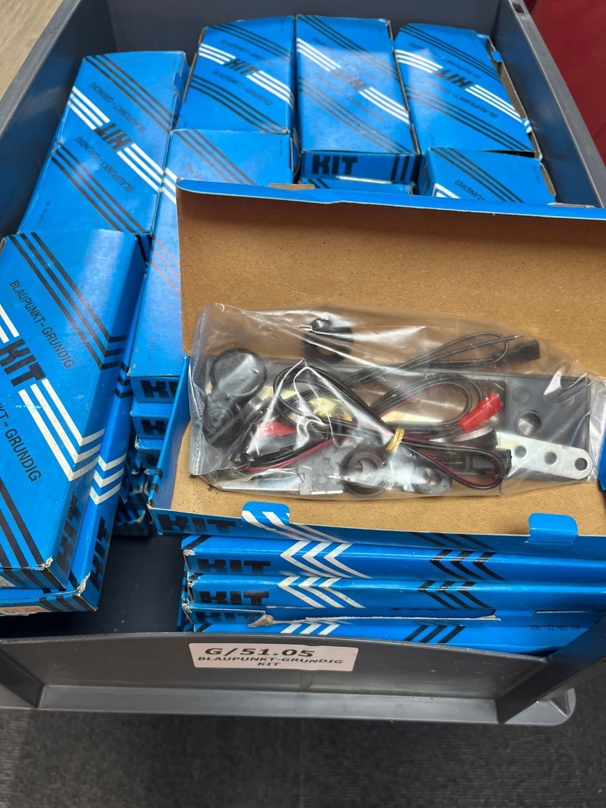 Blaupunkt en grundige kit new old stock, Auto diversen, Autoradio's, L, Nieuw, L, L