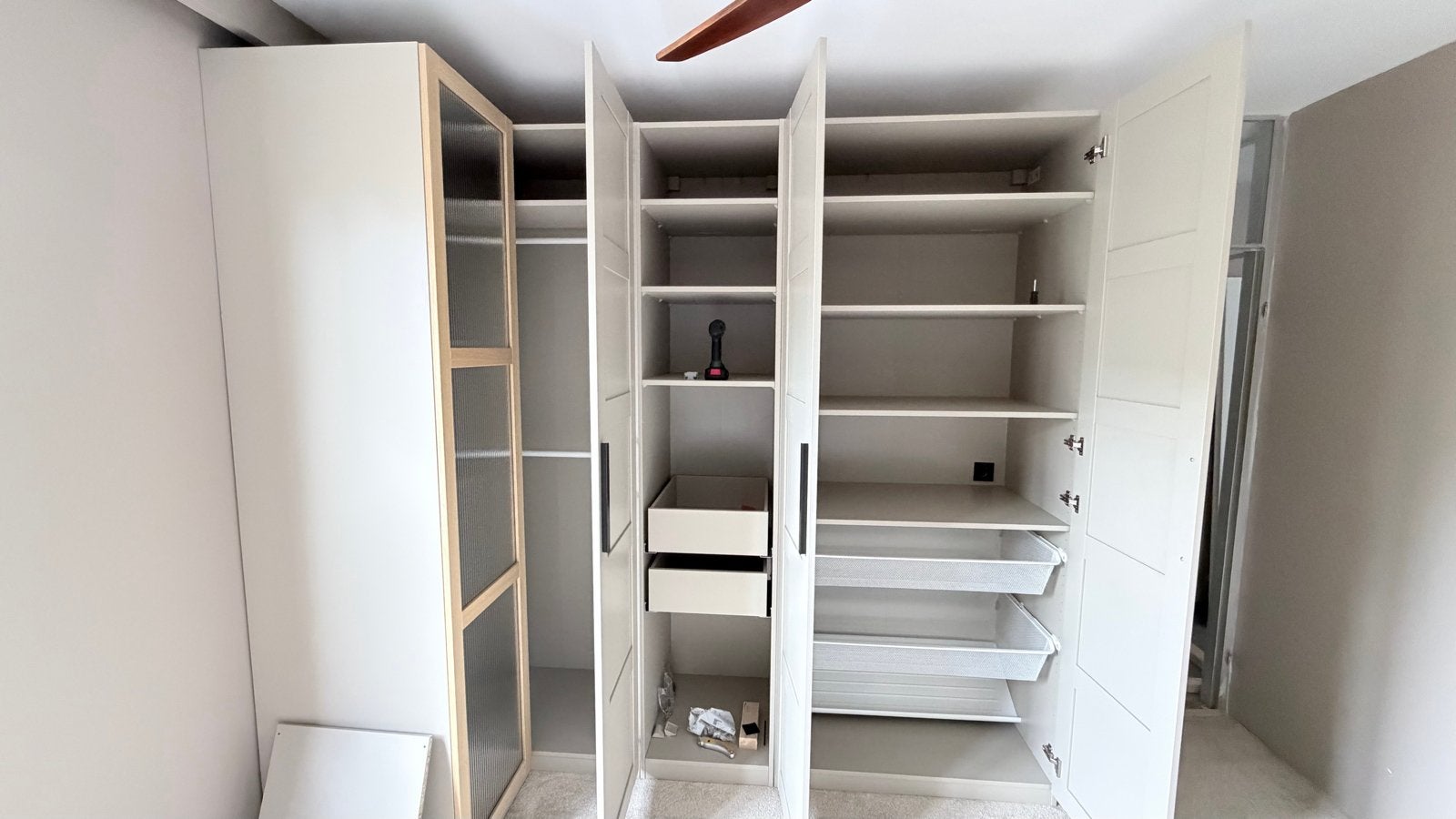 Meubel Montage Service | Kasten • Keukens • PAX • Tegels, 200 cm of meer, 150 tot 200 cm, Ophalen of Verzenden, Zo goed als nieuw