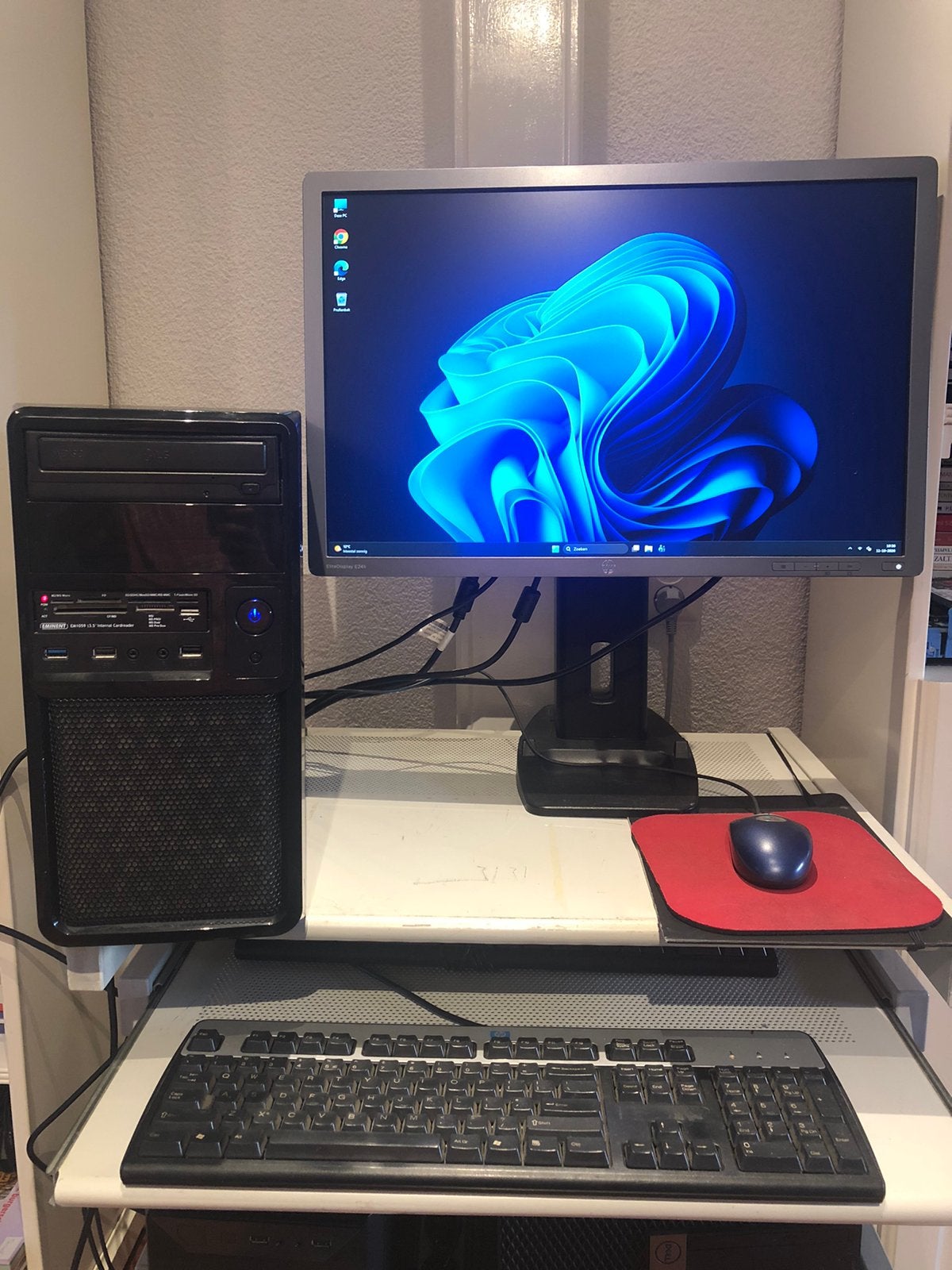 MiniTower Desktop i5-6e Generatie met SSD en Wifi, Computers en Software, 2 tot 3 Ghz, Ophalen of Verzenden, Zo goed als nieuw