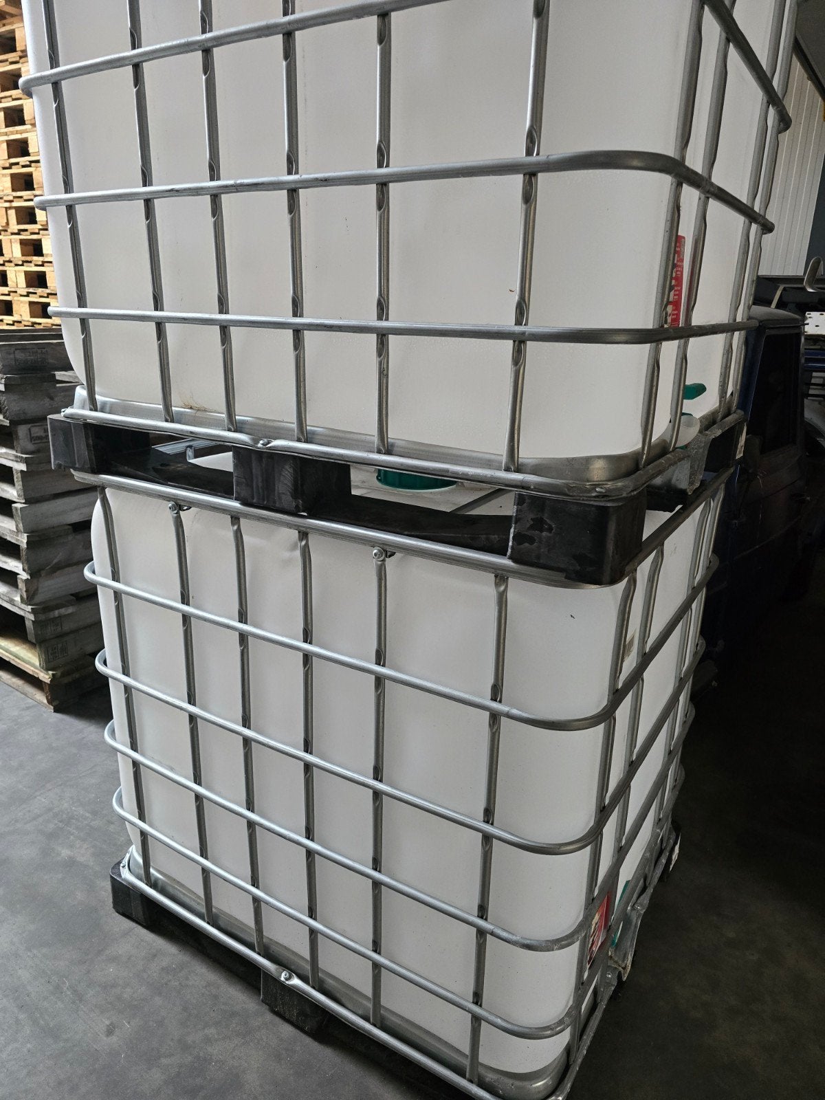 Schoongespoelde IBC containers - 1000 liter, Ophalen