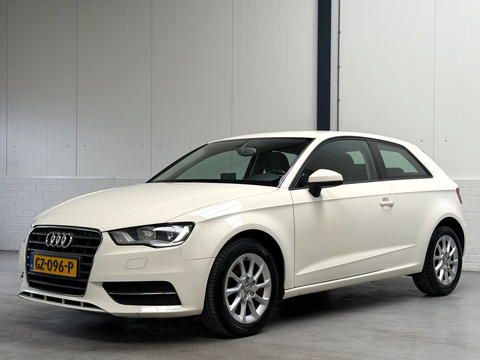 Audi A3 1.2 TFSI Ambition Pro Line plus|Carplay|Trekhaak, Auto's, Voorwielaandrijving, Euro 5, Stof, Gebruikt
