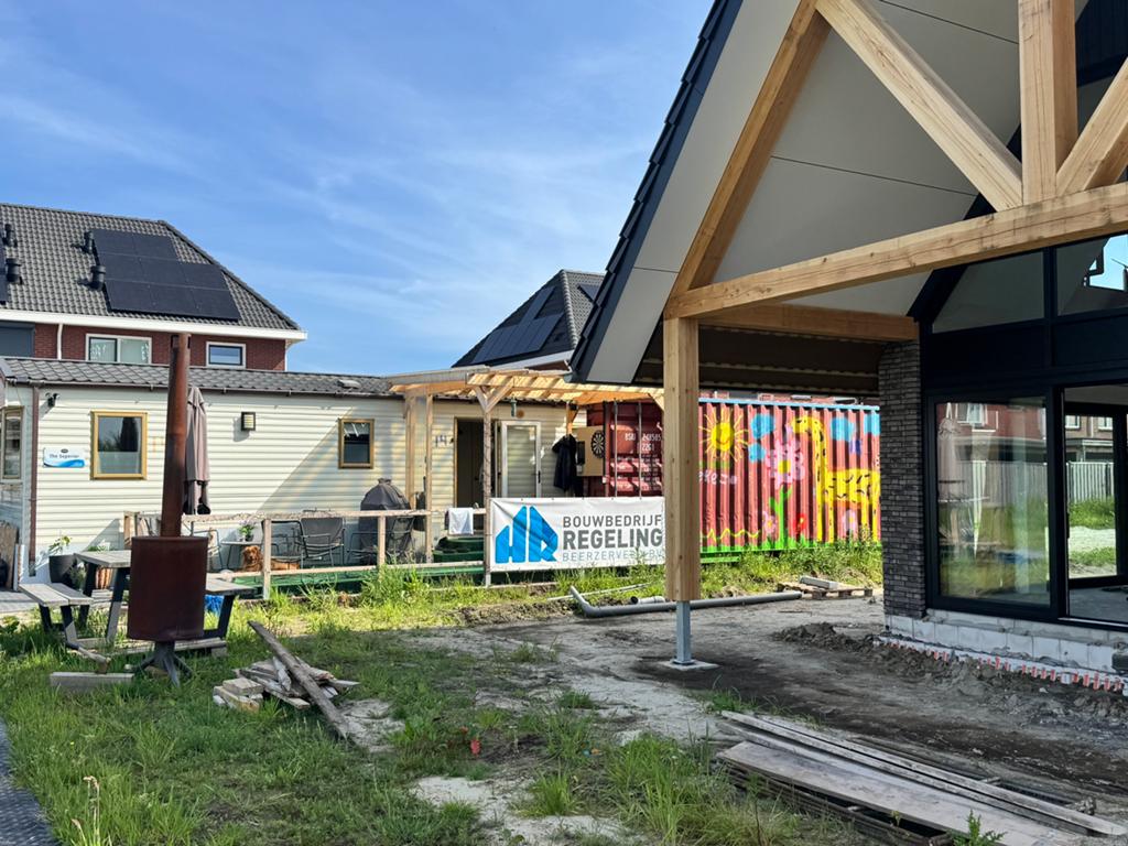 Ruime gasloze stacaravan/woonunit, Tot en met 6