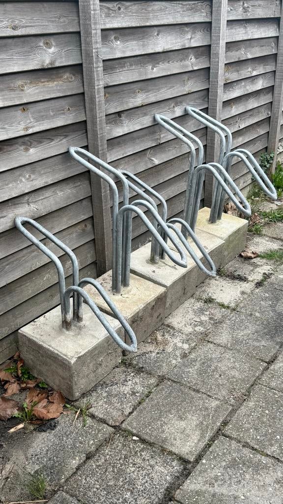 5 Fietsrekken voor in de grond alles voor 5€, Ophalen of Verzenden, Gebruikt